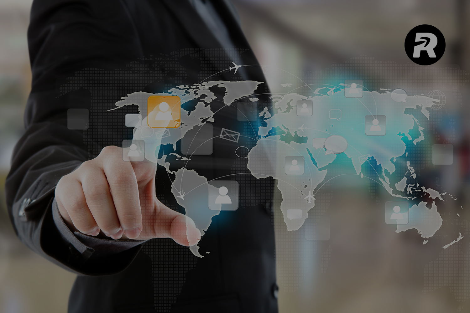 Selling Internationally on AmazonWhat It Takes to Succeed in the US and EU Markets
